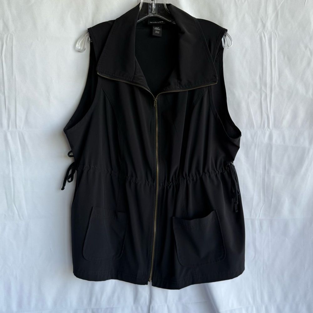 Lane Bryant 18/20 Black Sleeveless Zip Vest w/ Drawstring Waist & Pockets EUC